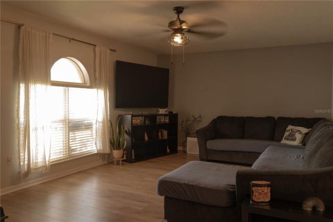 Villa ou maison à vendre à Sanford, Floride: 4 chambres, 205.78 m2 № 2226709 - photo 5