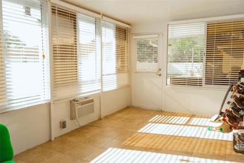 Villa ou maison à vendre à Sanford, Floride: 4 chambres, 205.78 m2 № 2226709 - photo 8