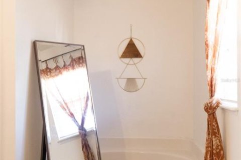 Villa ou maison à vendre à Sanford, Floride: 4 chambres, 205.78 m2 № 2226709 - photo 18