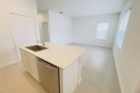 Touwnhouse à vendre à Clermont, Floride: 3 chambres, 163.04 m2 № 2284356 - photo 10