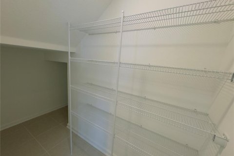 Touwnhouse à vendre à Clermont, Floride: 3 chambres, 163.04 m2 № 2284356 - photo 13