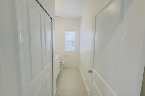 Touwnhouse à vendre à Clermont, Floride: 3 chambres, 163.04 m2 № 2284356 - photo 7