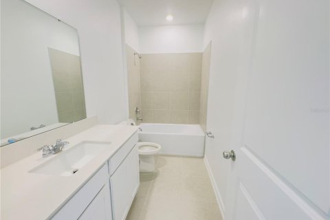 Touwnhouse à vendre à Clermont, Floride: 3 chambres, 163.04 m2 № 2284356 - photo 27