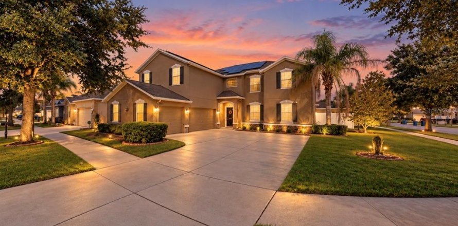 Villa ou maison à Riverview, Floride 5 chambres, 342.44 m2 № 2423637