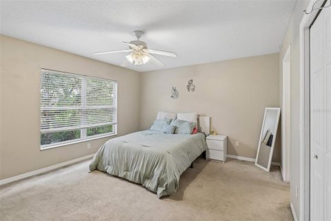 Touwnhouse à vendre à Oviedo, Floride: 3 chambres, 137.5 m2 № 2224883 - photo 12