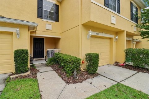 Touwnhouse à vendre à Oviedo, Floride: 3 chambres, 137.5 m2 № 2224883 - photo 4