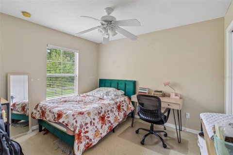 Touwnhouse à vendre à Oviedo, Floride: 3 chambres, 137.5 m2 № 2224883 - photo 16
