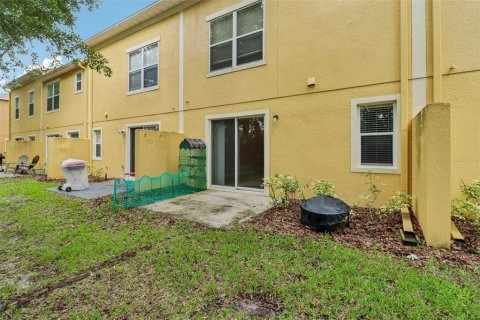Touwnhouse à vendre à Oviedo, Floride: 3 chambres, 137.5 m2 № 2224883 - photo 22