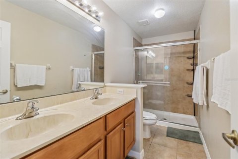 Touwnhouse à vendre à Oviedo, Floride: 3 chambres, 137.5 m2 № 2224883 - photo 14