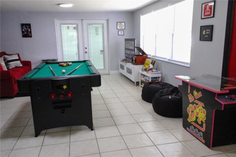 House in Tampa, Florida 3 bedrooms, 166.85 sq.m. № 1881327 - photo 20