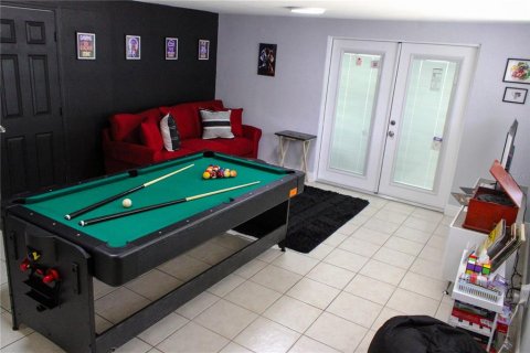House in Tampa, Florida 3 bedrooms, 166.85 sq.m. № 1881327 - photo 19