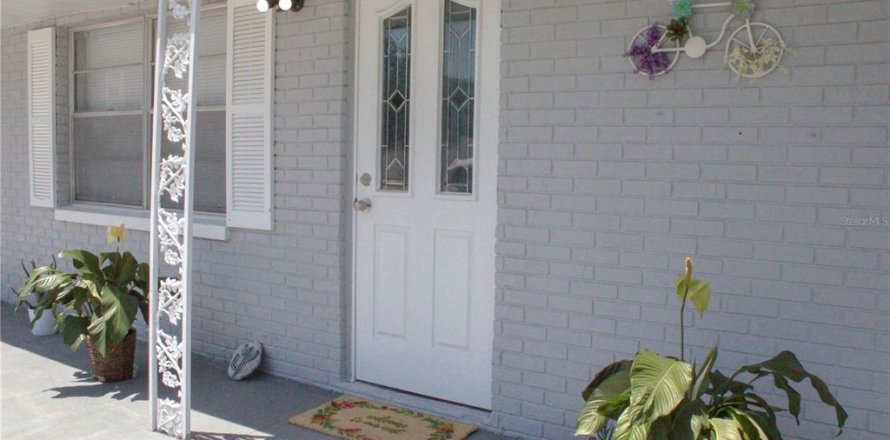 Casa en Tampa, Florida 3 dormitorios, 166.85 m2 № 1881327