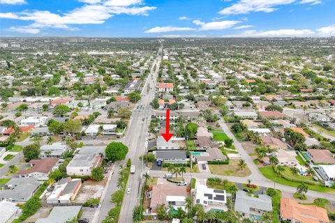 House in Fort Lauderdale, Florida 3 bedrooms, 144.93 sq.m. № 1987082 - photo 27