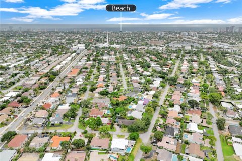 House in Fort Lauderdale, Florida 3 bedrooms, 144.93 sq.m. № 1987082 - photo 28