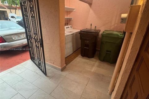 Купить кондоминиум в Хайалиа, Флорида 2 спальни, 112.23м2, № 1839415 - фото 2