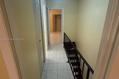Купить кондоминиум в Хайалиа, Флорида 2 спальни, 112.23м2, № 1839415 - фото 17