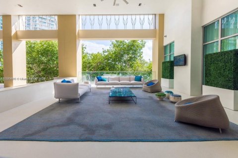 Condo in Sunny Isles Beach, Florida, 3 bedrooms  № 1921977 - photo 23