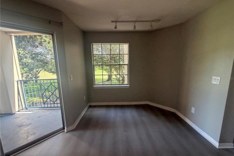 Condo in Orlando, Florida, 2 bedrooms  № 2225275 - photo 11