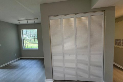 Condo in Orlando, Florida, 2 bedrooms  № 2225275 - photo 4