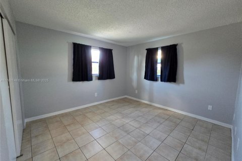 House in Stuart, Florida 3 bedrooms, 99.68 sq.m. № 1628166 - photo 4
