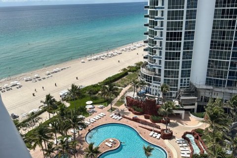 Condo in Sunny Isles Beach, Florida, 3 bedrooms № 2090665