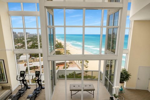 Condo in Sunny Isles Beach, Florida, 3 bedrooms № 2090665 - photo 4