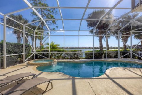 House in Venice, Florida 3 bedrooms, 237.92 sq.m. № 1565669 - photo 12