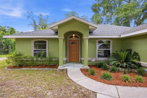 House in Summerfield, Florida 3 bedrooms, 172.8 sq.m. № 2142441 - photo 2