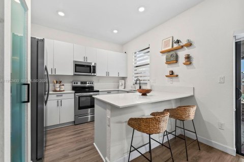 Купить таунхаус в Хомстед, Флорида 3 спальни, 137.77м2, № 2007424 - фото 8