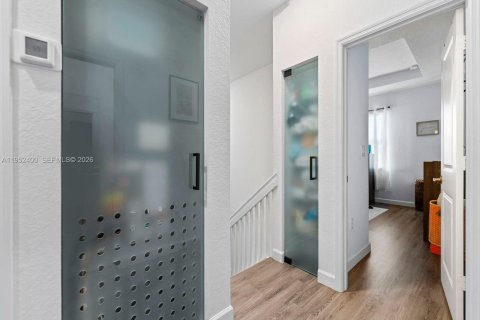 Купить таунхаус в Хомстед, Флорида 3 спальни, 137.77м2, № 2007424 - фото 13