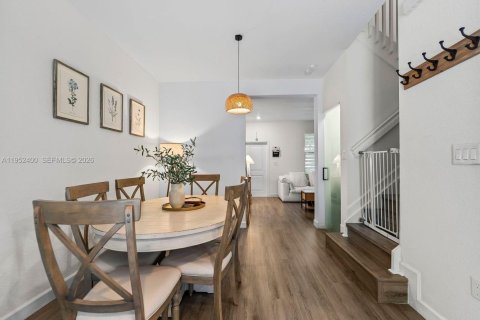 Купить таунхаус в Хомстед, Флорида 3 спальни, 137.77м2, № 2007424 - фото 6