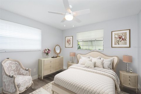 House in South Daytona, Florida 3 bedrooms, 133.78 sq.m. № 1787639 - photo 14