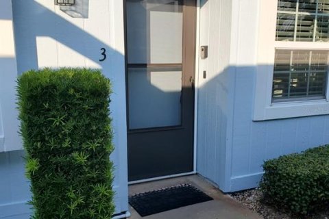 Condominio en Port Richey, Florida, 2 dormitorios № 2221443