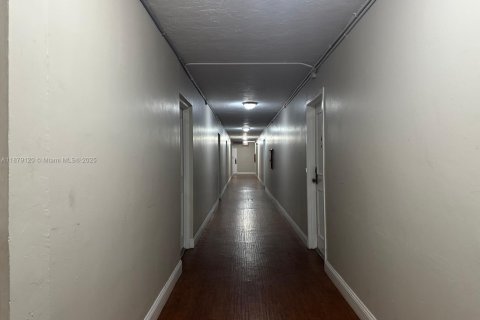 Copropriété à louer à Plantation, Floride: 2 chambres, 104.89 m2 № 1922295 - photo 3