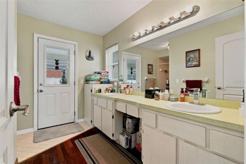House in Spring Hill, Florida 2 bedrooms, 126.72 sq.m. № 2208987 - photo 28