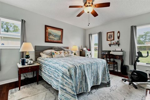 House in Spring Hill, Florida 2 bedrooms, 126.72 sq.m. № 2208987 - photo 25