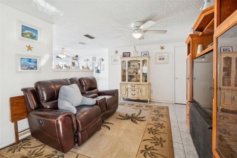Купить виллу или дом в Тампа, Флорида 4 комнаты, 106.84м2, № 2135246 - фото 16