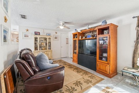 Купить виллу или дом в Тампа, Флорида 4 комнаты, 106.84м2, № 2135246 - фото 19