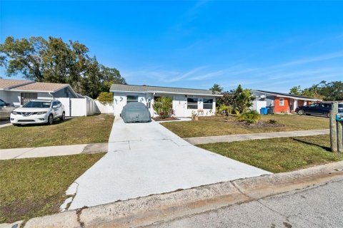 Купить виллу или дом в Тампа, Флорида 4 комнаты, 106.84м2, № 2135246 - фото 2