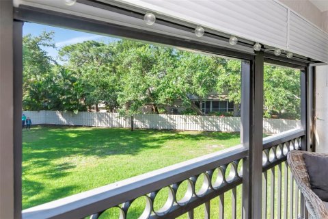 Condominio en venta en Saint Petersburg, Florida, 2 dormitorios, 86.4 m2 № 2091979 - foto 20