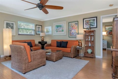 Condominio en venta en Saint Petersburg, Florida, 2 dormitorios, 86.4 m2 № 2091979 - foto 2