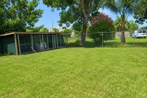 Villa ou maison à vendre à Port St. Lucie, Floride: 3 chambres, 177.72 m2 № 2085045 - photo 16