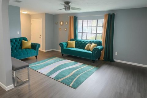 Villa ou maison à vendre à Port St. Lucie, Floride: 3 chambres, 177.72 m2 № 2085045 - photo 14