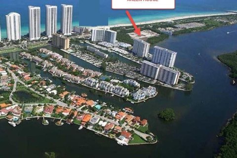 Condo à Sunny Isles Beach, Floride, 2 chambres  № 2083965