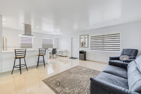 Condo in Delray Beach, Florida, 2 bedrooms  № 1868669 - photo 13