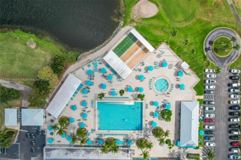 Condo in Delray Beach, Florida, 2 bedrooms  № 1868669 - photo 27