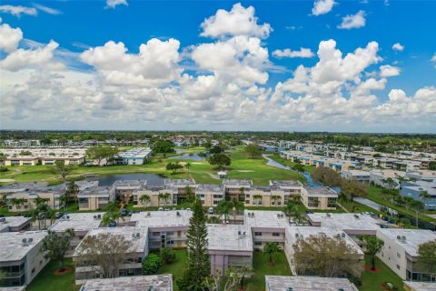 Condo in Delray Beach, Florida, 2 bedrooms  № 1868669 - photo 21