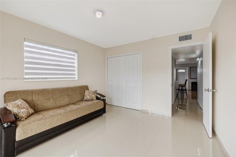Condo in Delray Beach, Florida, 2 bedrooms  № 1868669 - photo 20
