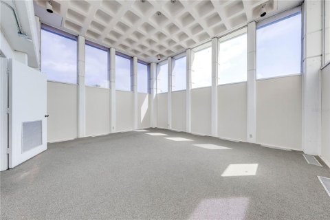 Immobilier commercial à vendre à Kissimmee, Floride: 285.12 m2 № 1765573 - photo 15
