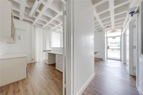 Immobilier commercial à vendre à Kissimmee, Floride: 285.12 m2 № 1765573 - photo 7